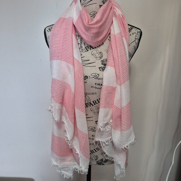 3/$25 scarf / wrap - Picture 5 of 9